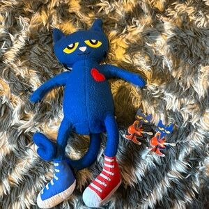 Pete the Cat Plushie with Dangle Earrings